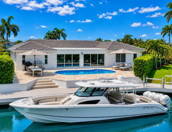 4460 NE 26th Avenue, Lighthouse Point, FL 33064