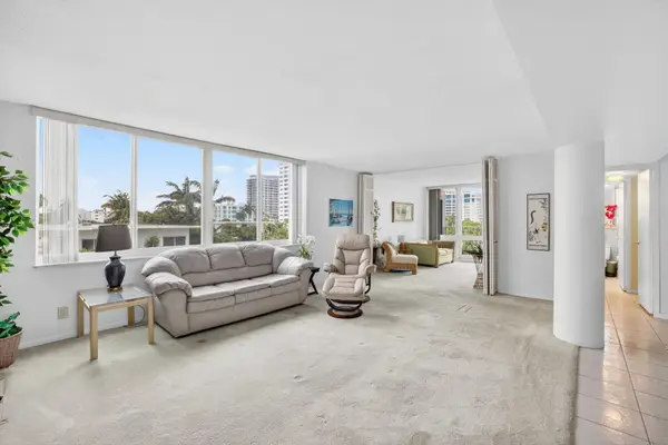 524 Orton Avenue #403, Fort Lauderdale, FL 33304