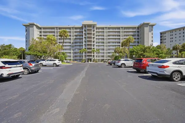 4015 W Palm Aire Drive #1001, Pompano Beach, FL 33069
