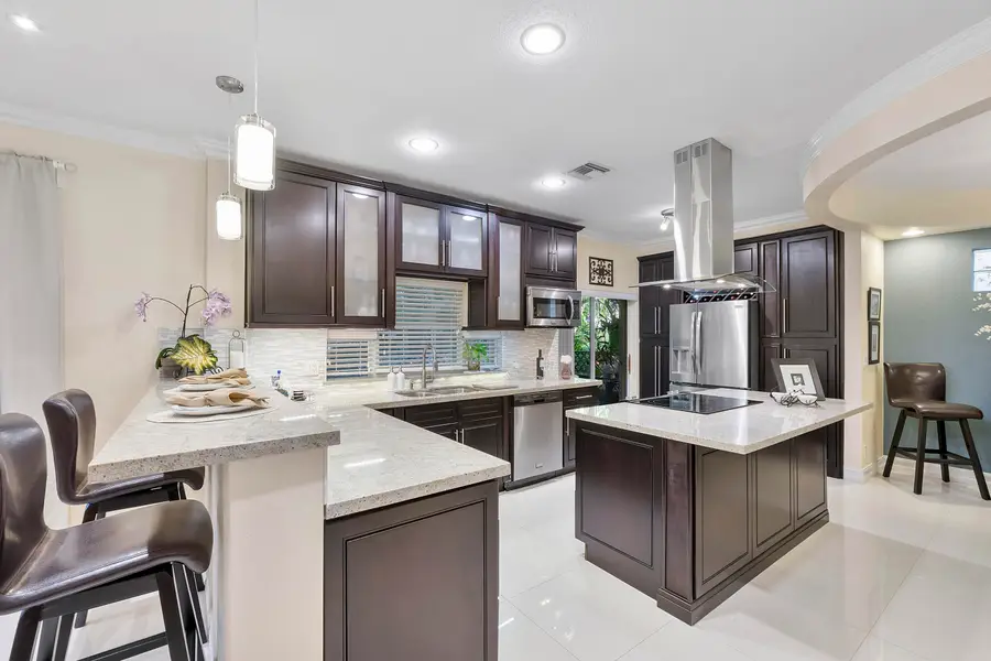 11377 Lakeview Drive, Coral Springs, FL 33071 - #3