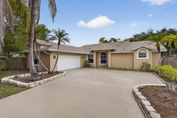 103 Oxford Court, Royal Palm Beach, FL 33411