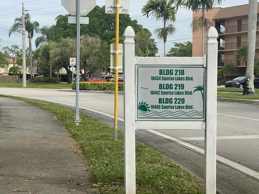 10442 Sunrise Lakes Boulevard #104, Sunrise, FL 33322 - #3