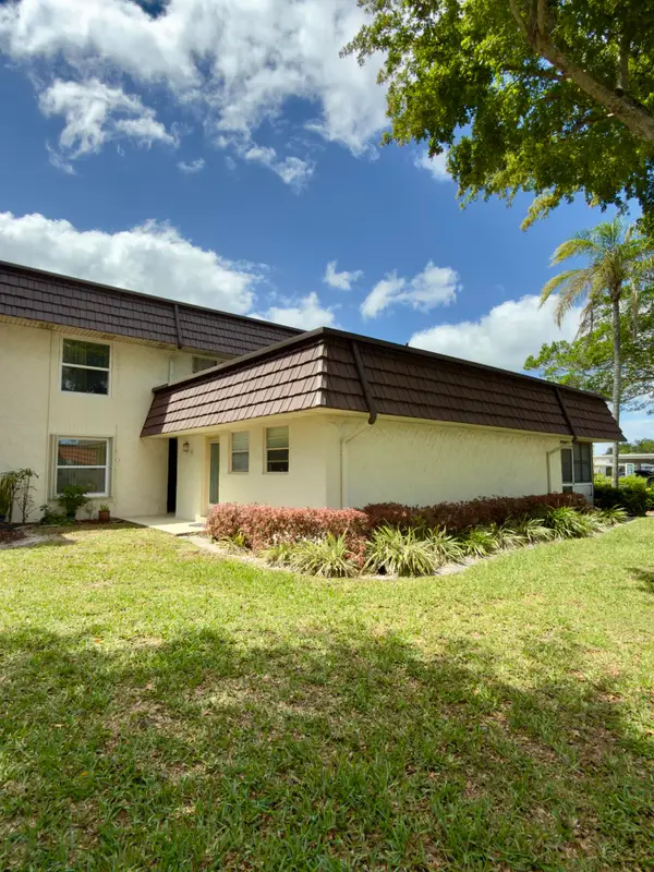 12005 Poinciana Boulevard, Royal Palm Beach, FL 33411