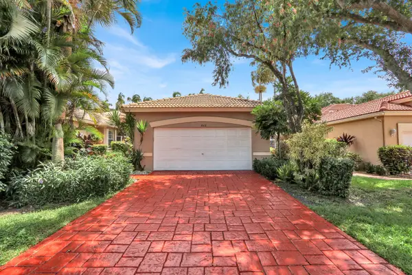 9531 Crescent View Drive N, Boynton Beach, FL 33437