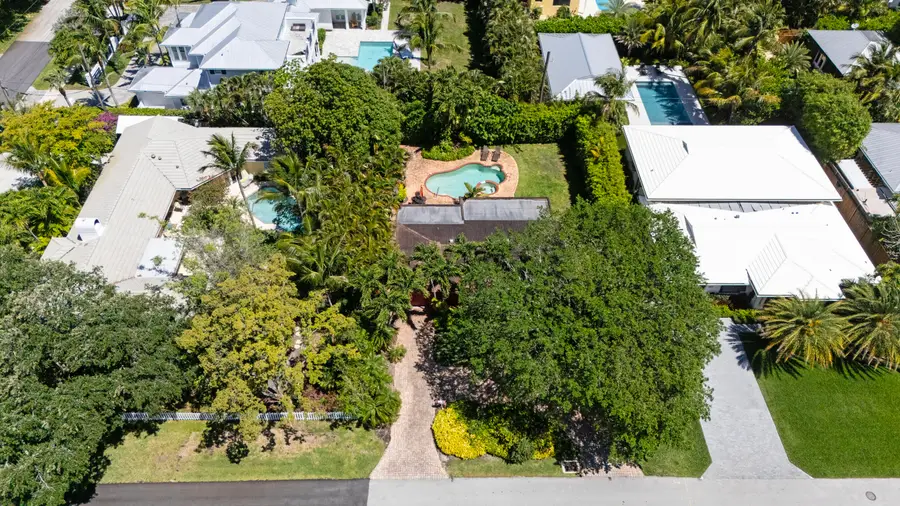 319 NW 17th Street, Delray Beach, FL 33444 - #2