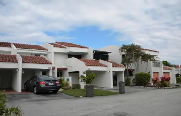 6563 Racquet Club Drive #124, Lauderhill, FL 33319