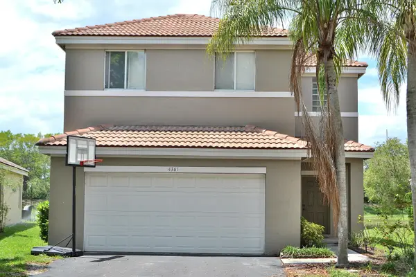 4361 Dogwood Circle, Weston, FL 33331