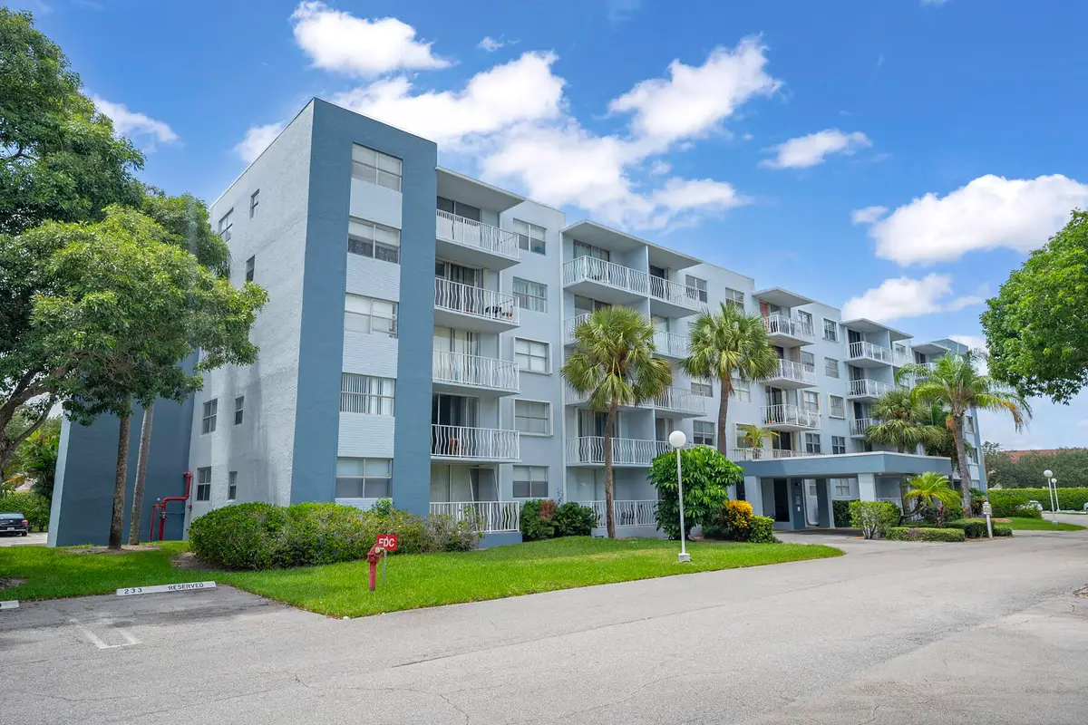 500 Executive Center Drive #3k, West Palm Beach, FL 33401 - #1
