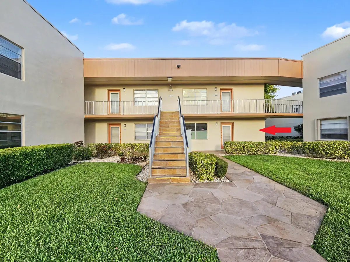 202 Piedmont E, Delray Beach, FL 33484 - #1