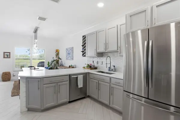 4103 Bamboo Palm Court, ,, FL 33463