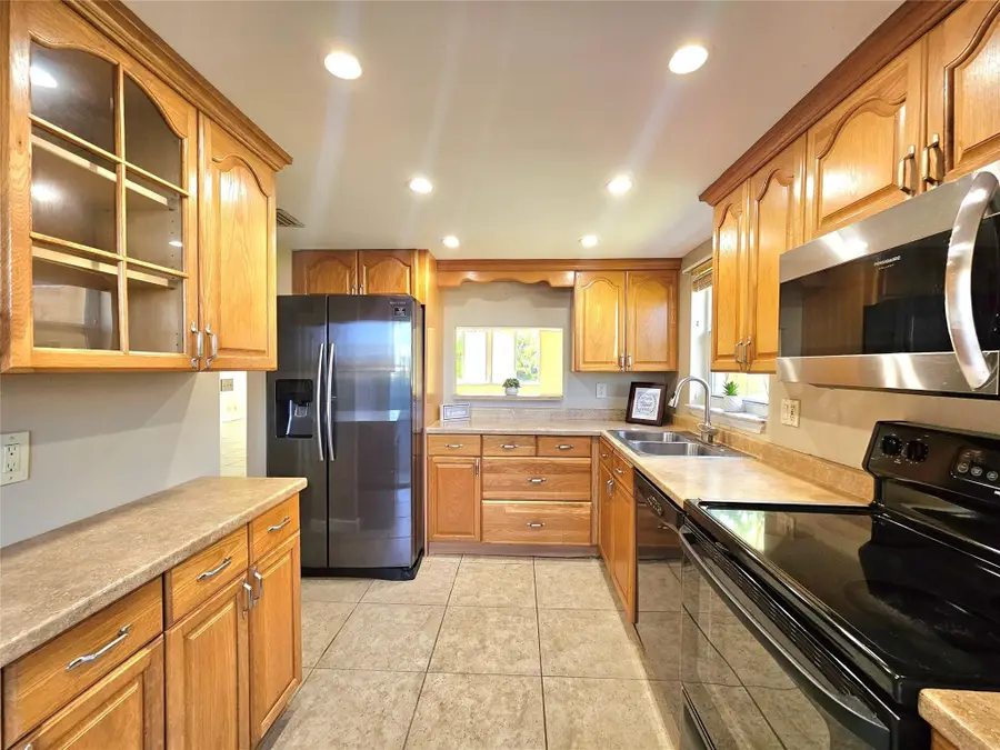 6700 Royal Palm Boulevard #112d, Margate, FL 33063 - #3