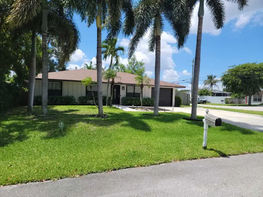 3390 Artesian Drive, Lake Worth, FL 33462 - #2