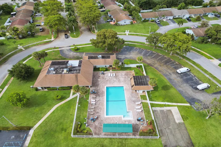 5544 Lakewood Circle S #F, Margate, FL 33063 - #3
