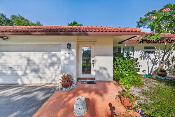 4234 NW 3rd Way, Boca Raton, FL 33431