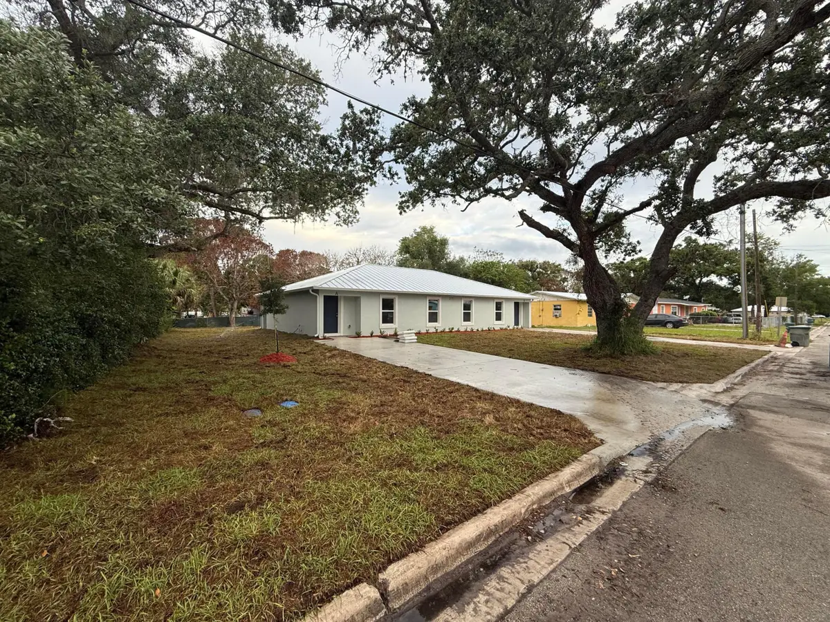 311 N 16th Street, Fort Pierce, FL 34950 - #1