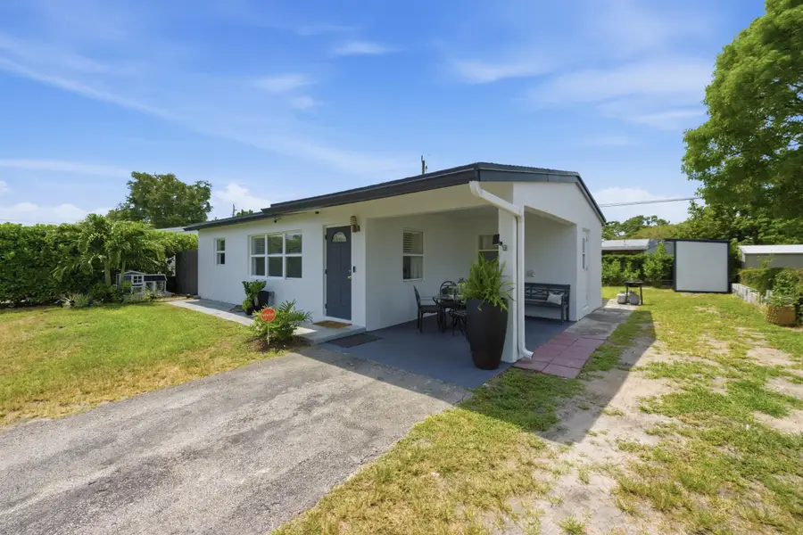 330 NE 59th Court, Oakland Park, FL 33334 - #2