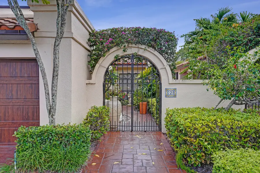 721 Via Genova, Deerfield Beach, FL 33442 - #2