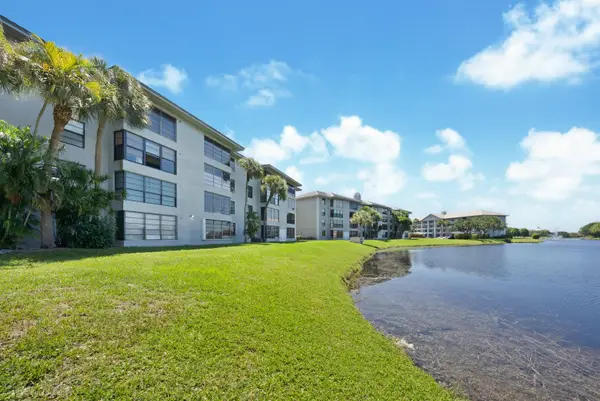 1528 Whitehall Drive #303, Davie, FL 33324