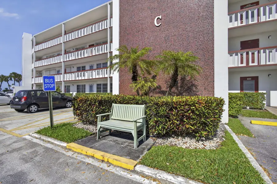 105 Greenbrier C, West Palm Beach, FL 33417 - #2