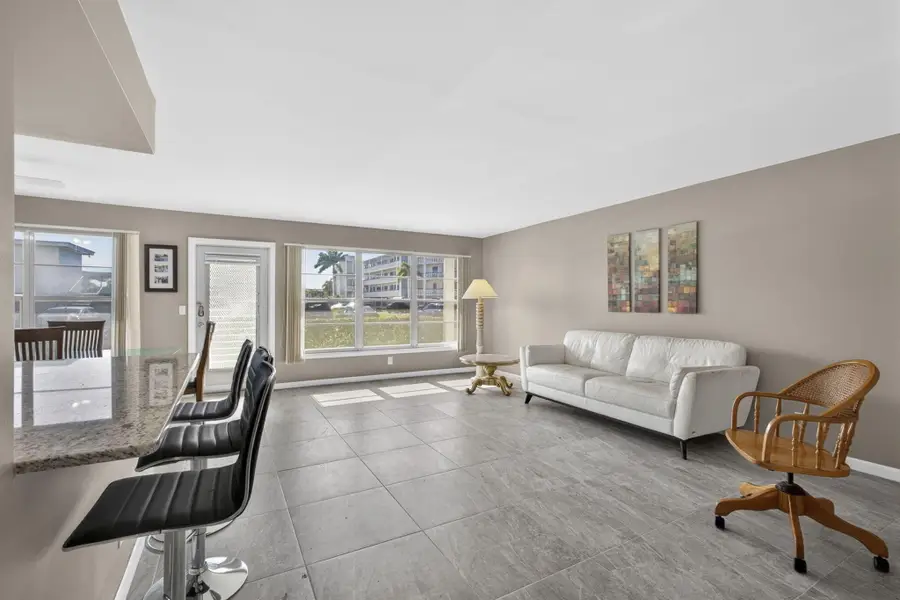 105 Greenbrier C, West Palm Beach, FL 33417 - #3