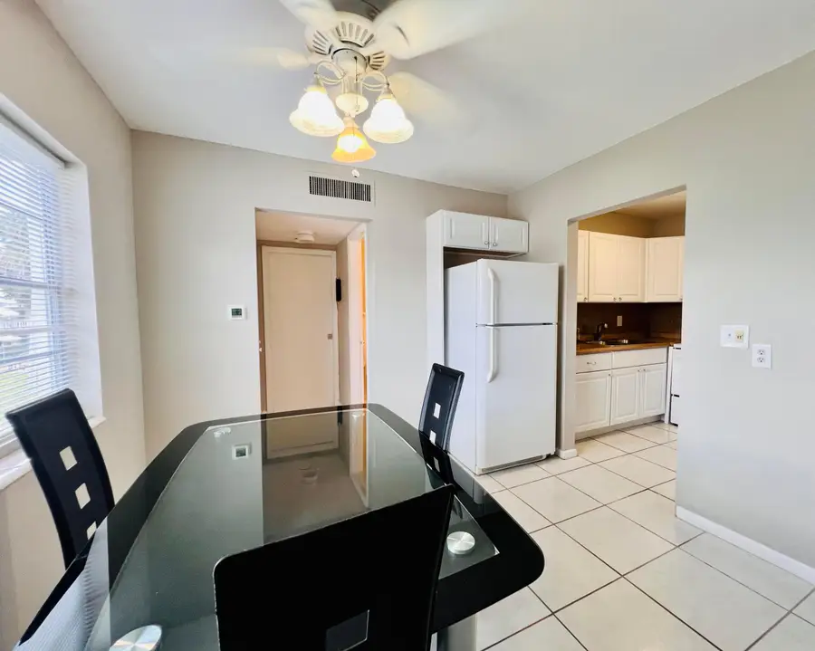165 Coventry G, West Palm Beach, FL 33417 - #3