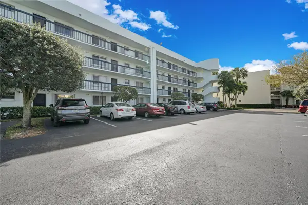6698 10th Avenue N #327, Lake Worth, FL 33467