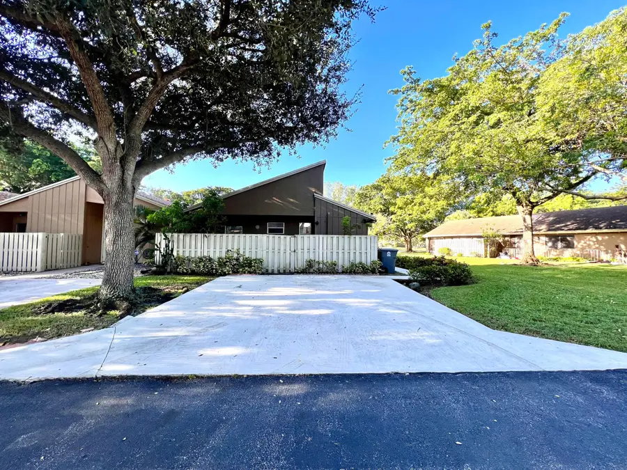 22303 Misty Woods Way, Boca Raton, FL 33428 - #2