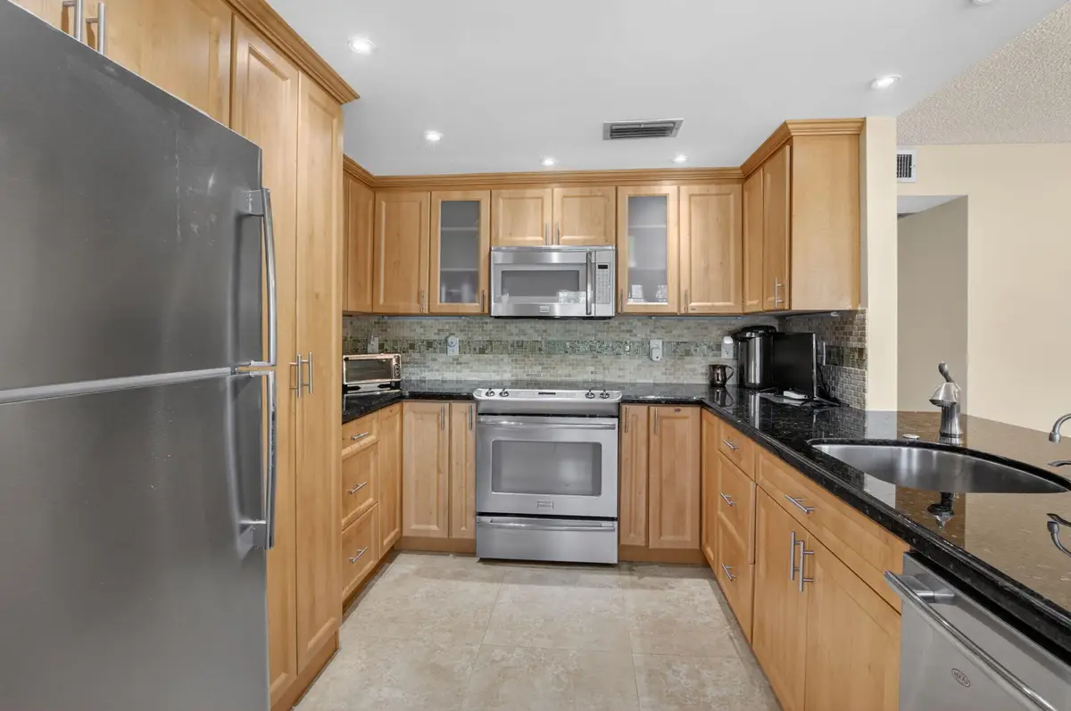 1027 Yarmouth Drive #B, Boca Raton, FL 33434 - #1