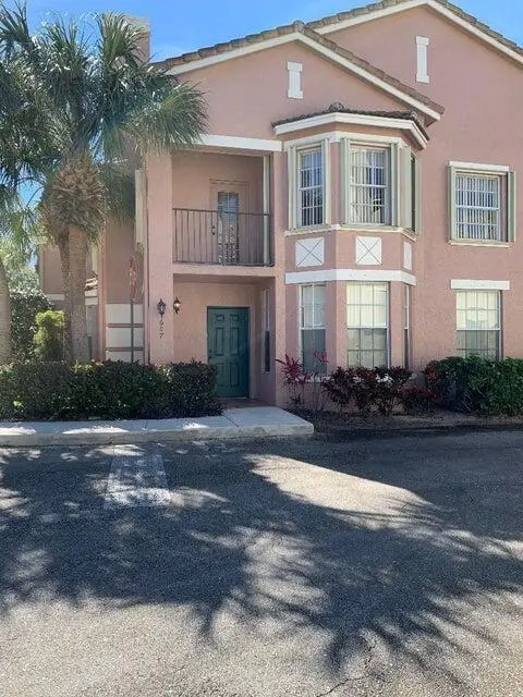 607 Belmont Place, Boynton Beach, FL 33436 - #1