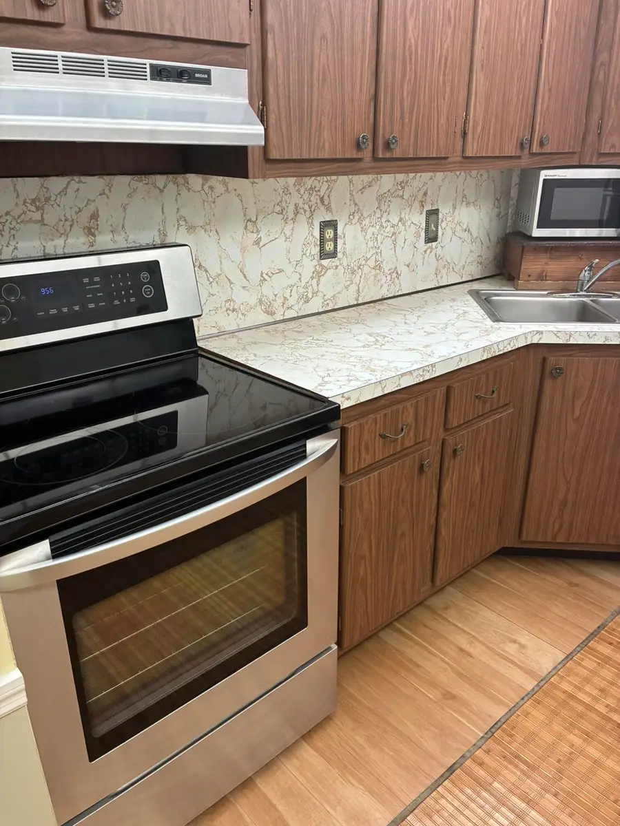 659 W Oakland Park Boulevard #204-c, Oakland Park, FL 33311 - #2