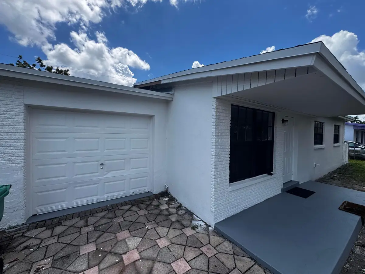 1820 NW 35th Avenue, Lauderhill, FL 33311 - #1