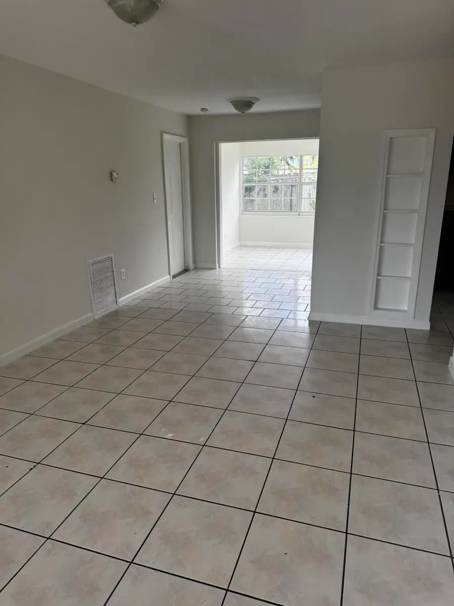 1820 NW 35th Avenue, Lauderhill, FL 33311 - #3