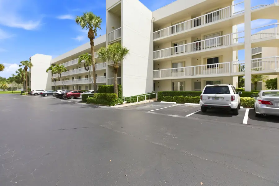 3146 Via Poinciana #407, Lake Worth, FL 33467 - #2