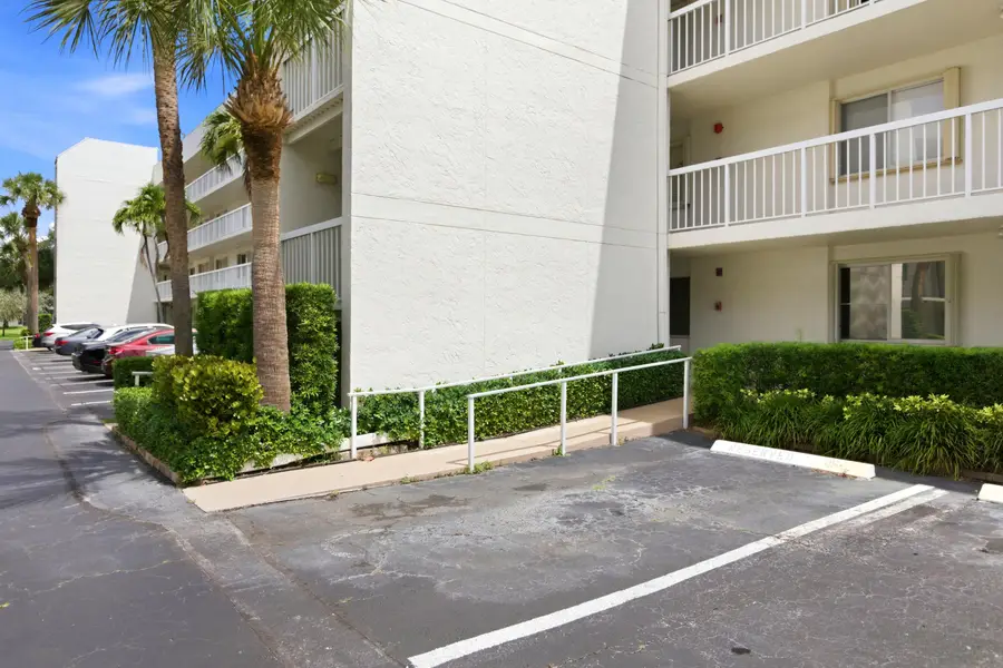 3146 Via Poinciana #407, Lake Worth, FL 33467 - #3