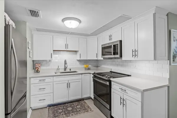 2069 NE Collins Circle #7-50, Jensen Beach, FL 34957