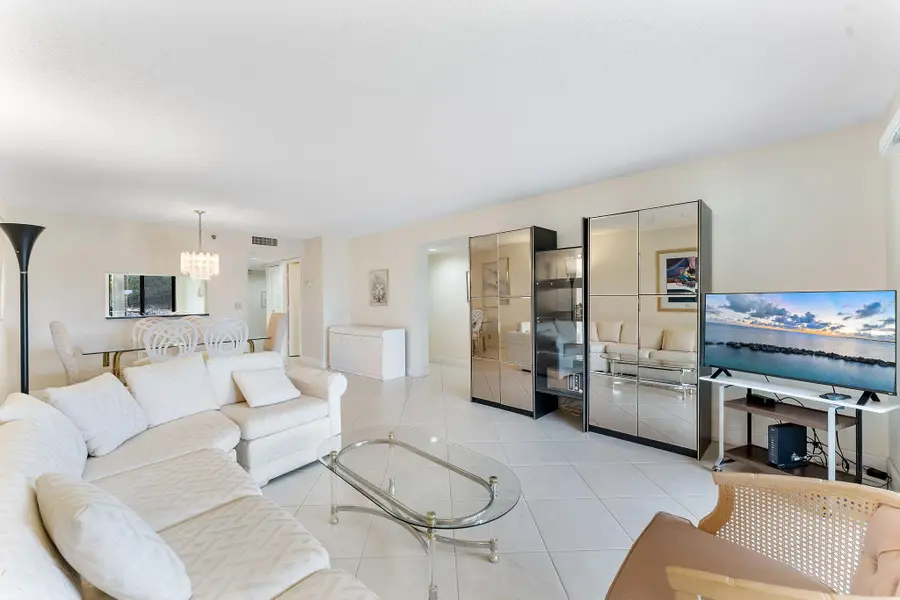 7260 Kinghurst Drive #205, Delray Beach, FL 33446 - #2