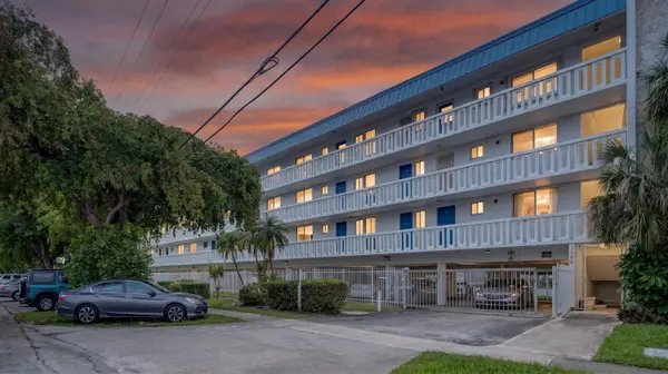 1100 NE 191st Street #44, Miami, FL 33179