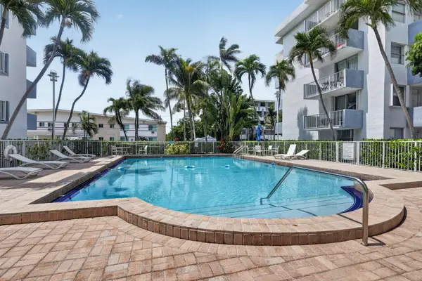 1801 S Treasure Drive #415, North Bay Village, FL 33141