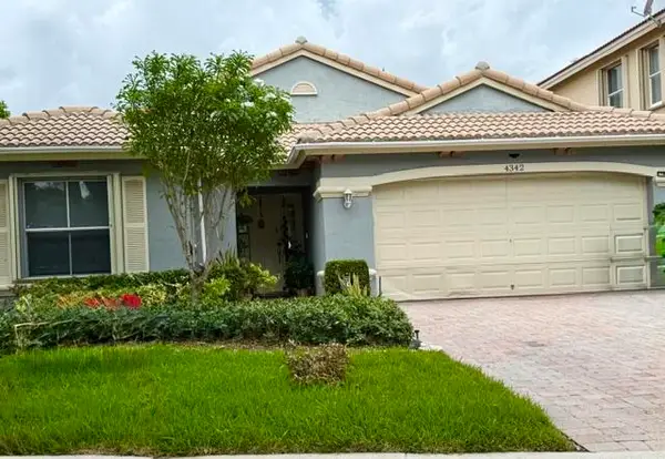 4342 Onega Circle, West Palm Beach, FL 33409