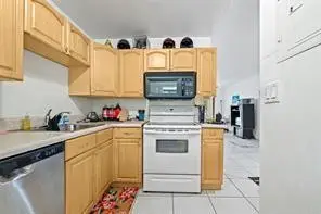 504 Gardens Drive #203, Pompano Beach, FL 33069