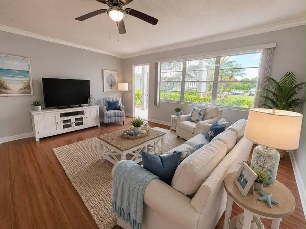 261 Suffolk, Boca Raton, FL 33434