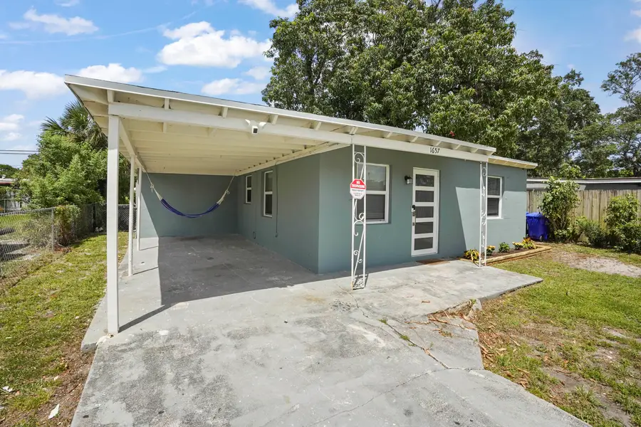 1657 Lauderdale Manor Drive, Fort Lauderdale, FL 33311 - #2