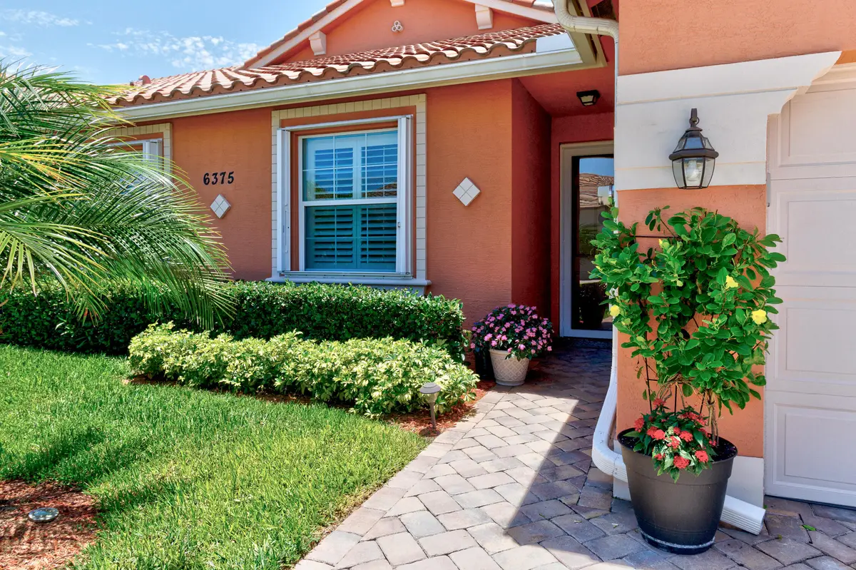 6375 Oxford #103c, Vero Beach, FL 32966 - #1