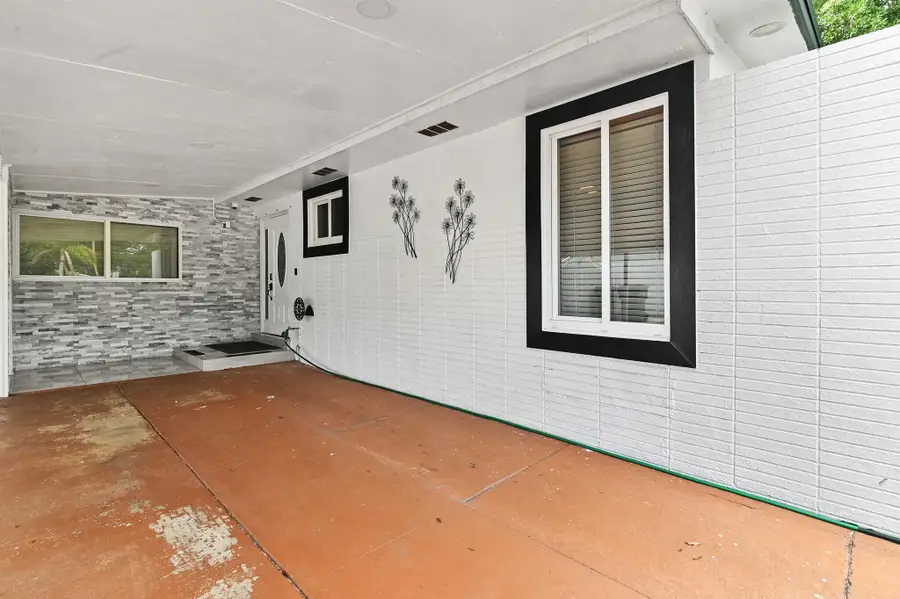 124 Davis Road, Palm Springs, FL 33461 - #3