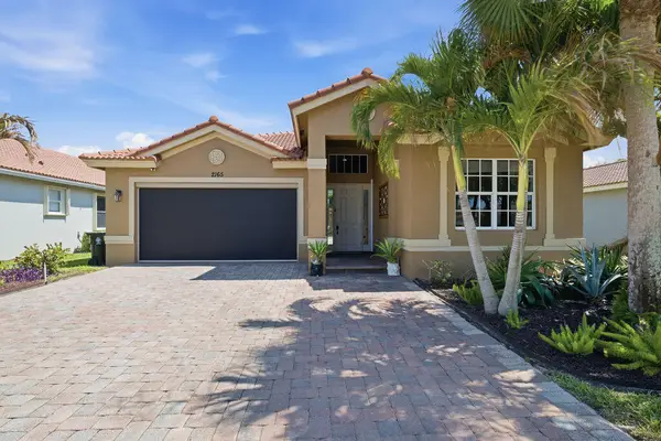 2165 SW Newport Isles Boulevard, Port St Lucie, FL 34953