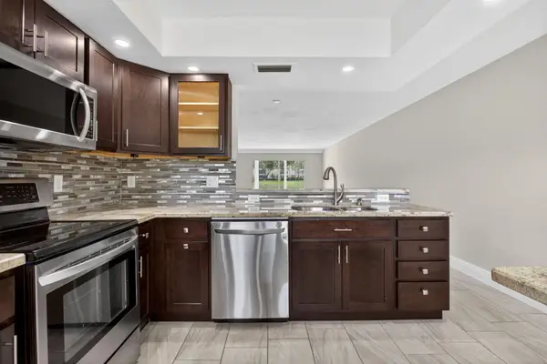2202 Lucaya Bend #B1, Coconut Creek, FL 33066