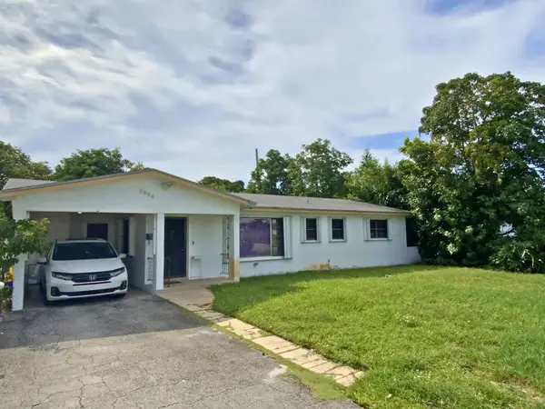 2894 SE 1st Place, Boynton Beach, FL 33435