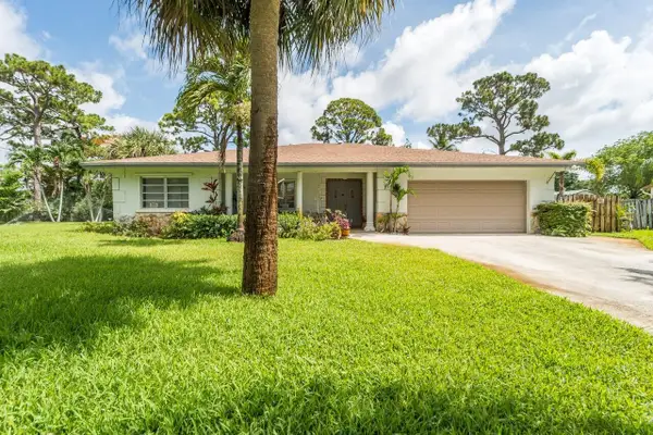 5423 Woodland Drive, Delray Beach, FL 33484