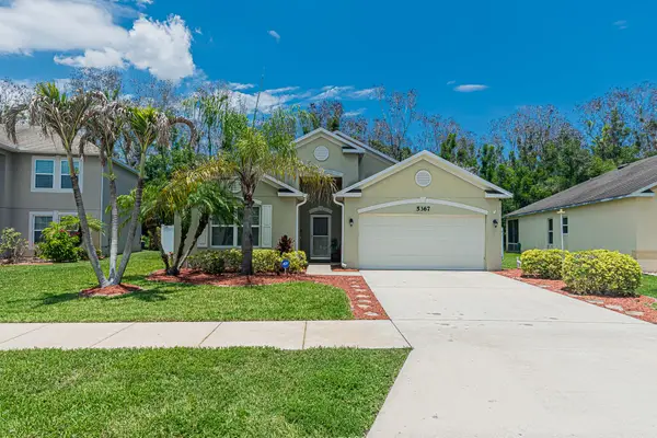 5367 NW Wisk Fern Circle, Port St Lucie, FL 34986