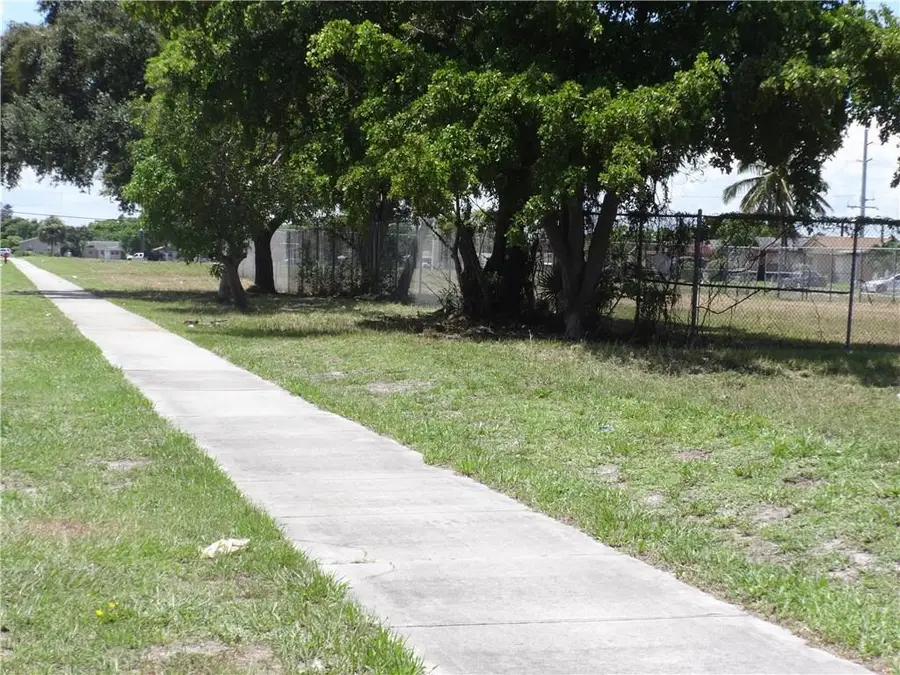800 NW Dixie Highway, Pompano Beach, FL 33060 - #3